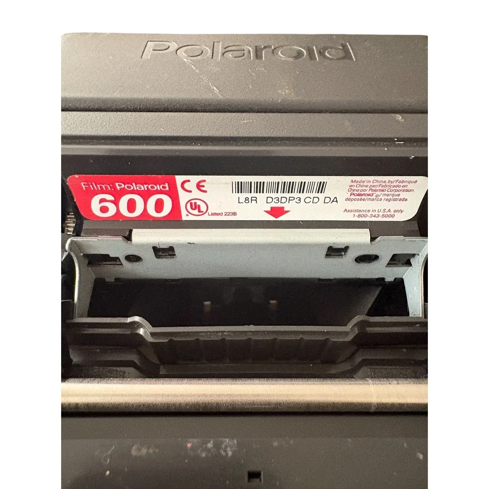 Polaroid OneStep Closeup Instant Film Camera Vintage 600 Series Dark Gray Flash